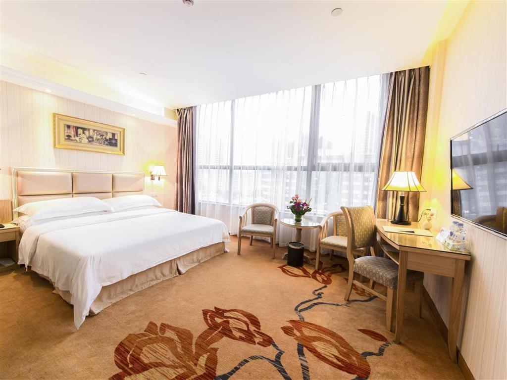 Vienna Hotel Zhanjiang Coast Avenue Dış mekan fotoğraf